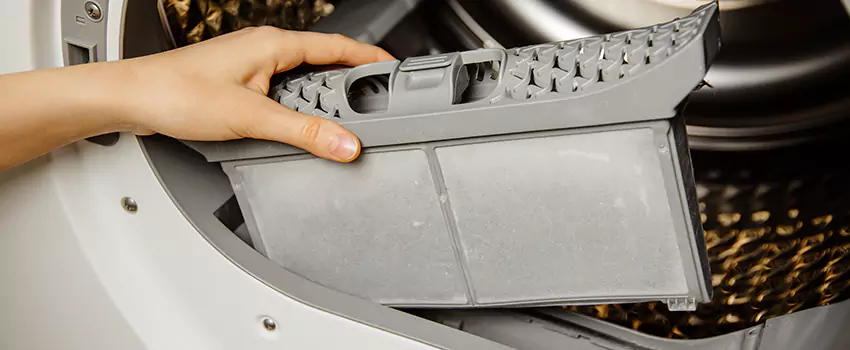 Signs Of A Clogged Dryer Lint Trap in Cortland, New York